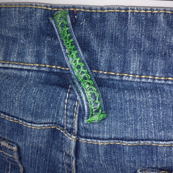 Bongo 5 Peace Sign Jeans Shorts - Picture 3 of 6